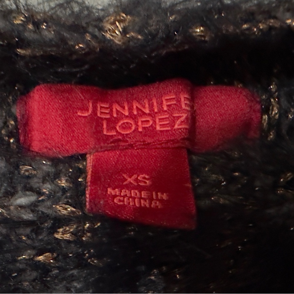 527 Jennifer Lopez | NWOT Black & Gold Metallic Fuzzy Dolman Sweater (size XS/S) - Picture 9 of 14